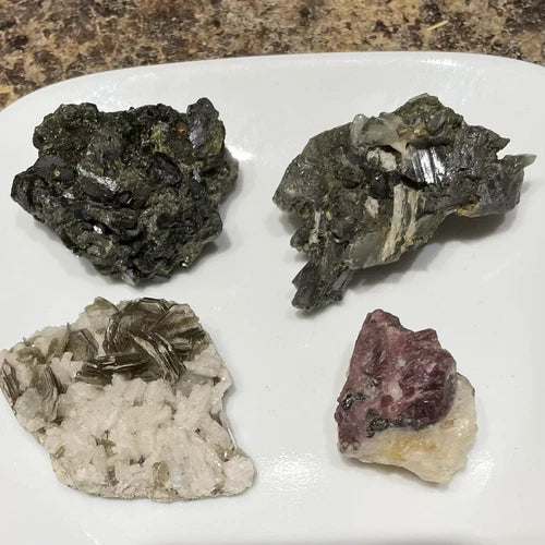 Lot Of 4 Crystals From PAKISTAN & AFGHANISTAN Epidote Ruby Fluorapatite Quartz