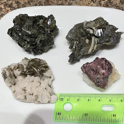 Lot Of 4 Crystals From PAKISTAN & AFGHANISTAN Epidote Ruby Fluorapatite Quartz