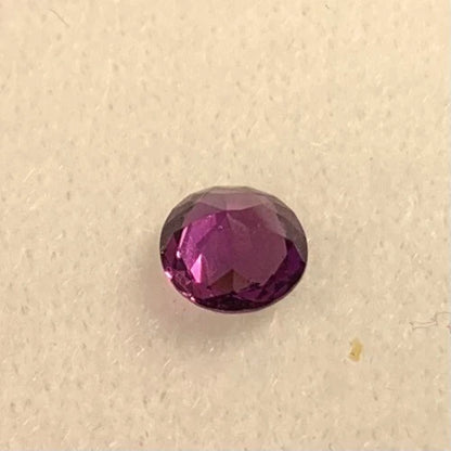 Natural Round Pink Purple Sapphire MADAGASCAR 0.44ct 4.7mm