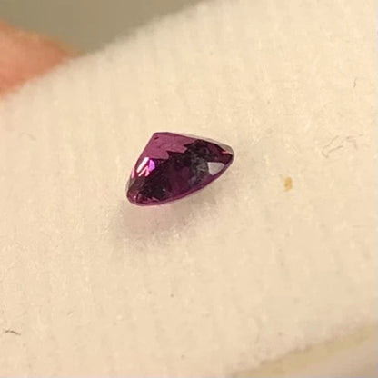 Natural Round Pink Purple Sapphire MADAGASCAR 0.44ct 4.7mm