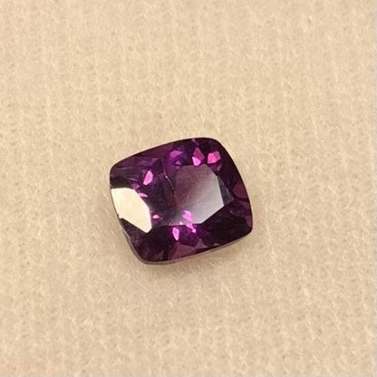 Sapphire - Natural Purple Cushion Cut  Heated Sapphire SRI LANKA 0.88ct