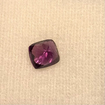 Sapphire - Natural Purple Cushion Cut  Heated Sapphire SRI LANKA 0.88ct