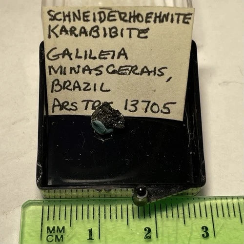 Schneiderhohnite & Karabibite Crystal Micro Galileia Minas Gerais BRAZIL