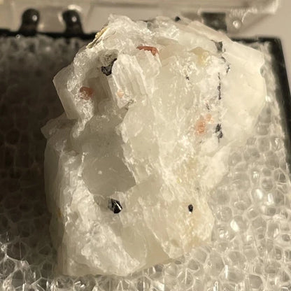 Spinel Crystal Micro Limecrest Qry Sussex Co NEW JERSEY USA