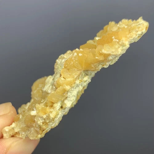 Stilbite Crystals Martin Marietta Qry Thomasville Davidson Co North Carolina USA